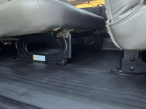 Used 2017 Chevrolet Express 2500 LS image 25