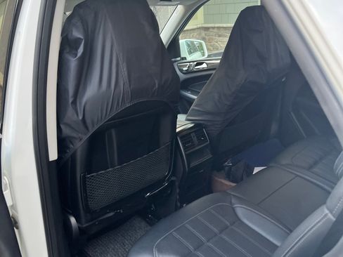 Used 2017 Mercedes-Benz GLE 350 4MATIC image 4