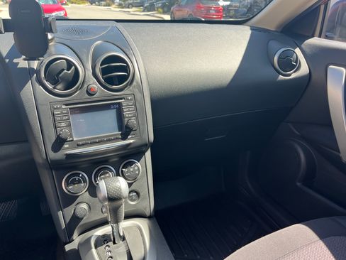 Used 2011 Nissan Rogue SV w/ Premium Pkg image 20