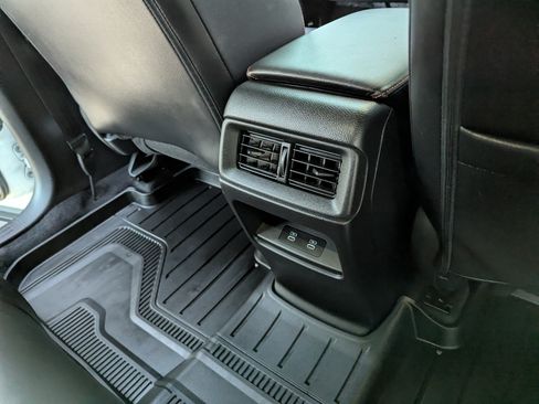 Used 2024 Honda CR-V Sport Touring image 21