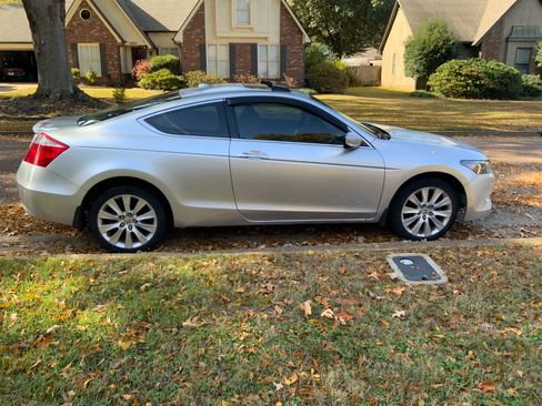 Used 2009 Honda Accord EX-L image 4