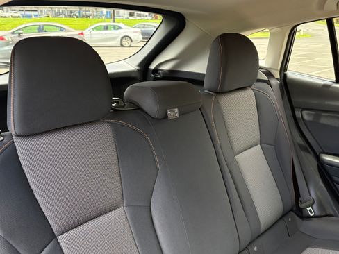Used 2019 Subaru Crosstrek 2.0i Premium w/ Eyesight System AWD/4WD image 17
