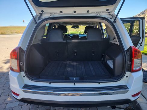 Used 2015 Jeep Compass High Altitude image 4