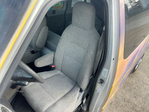 Used 2009 Ford E-150 and Econoline 150 Van 3D image 16