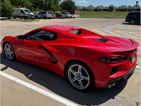 Used 2024 Chevrolet Corvette Stingray Convertible w/ 1LT image 4