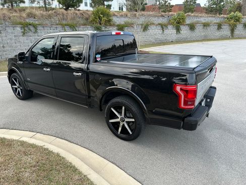Used 2015 Ford F150 Platinum w/ Equipment Group 701A Luxury image 29