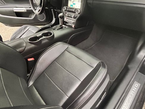 Used 2017 Ford Mustang GT Premium RWD image 20