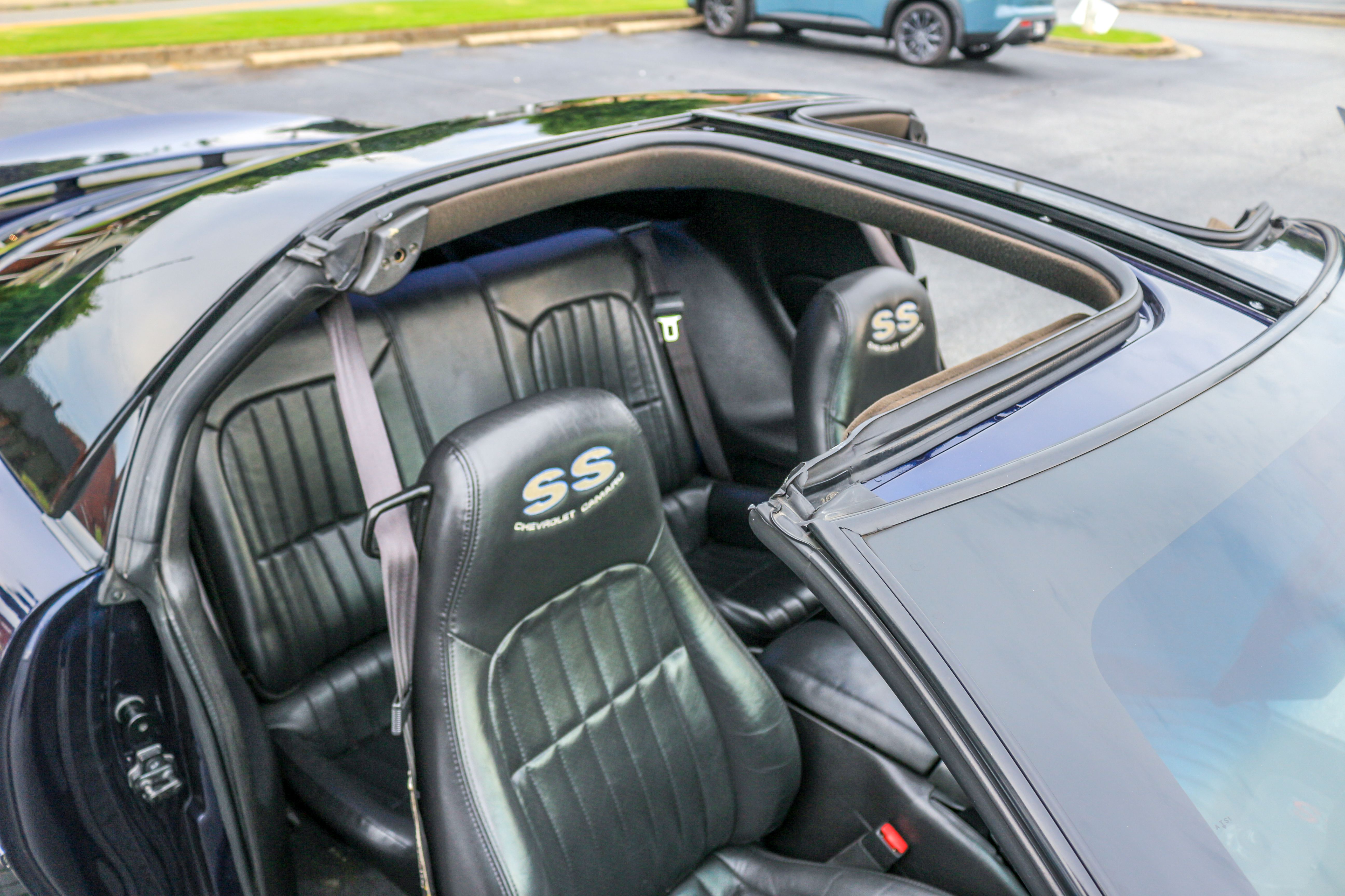 Used 2001 Chevrolet Camaro Z28 w/ SS Performance/Appearance Pkg RWD image 28