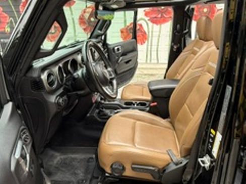 Used 2021 Jeep Wrangler Unlimited Rubicon AWD/4WD image 22