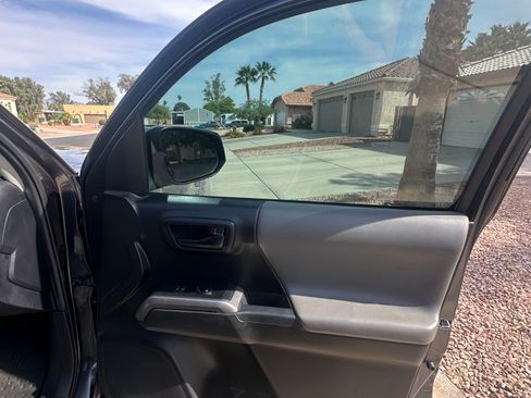 Used 2021 Toyota Tacoma SR5 image 14