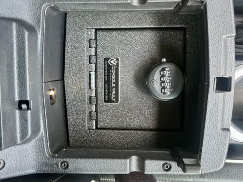 Used 2021 Jeep Wrangler Unlimited Rubicon AWD/4WD image 21