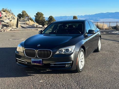 Used 2015 BMW 740i image 1