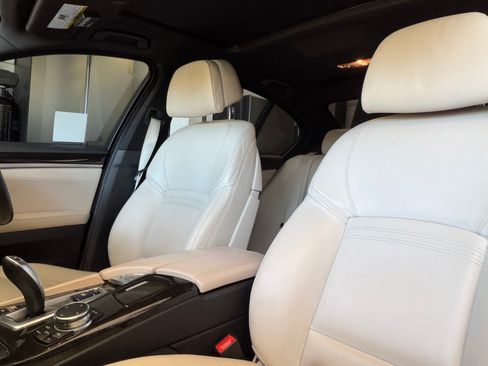 Used 2015 BMW 535i Sedan image 30