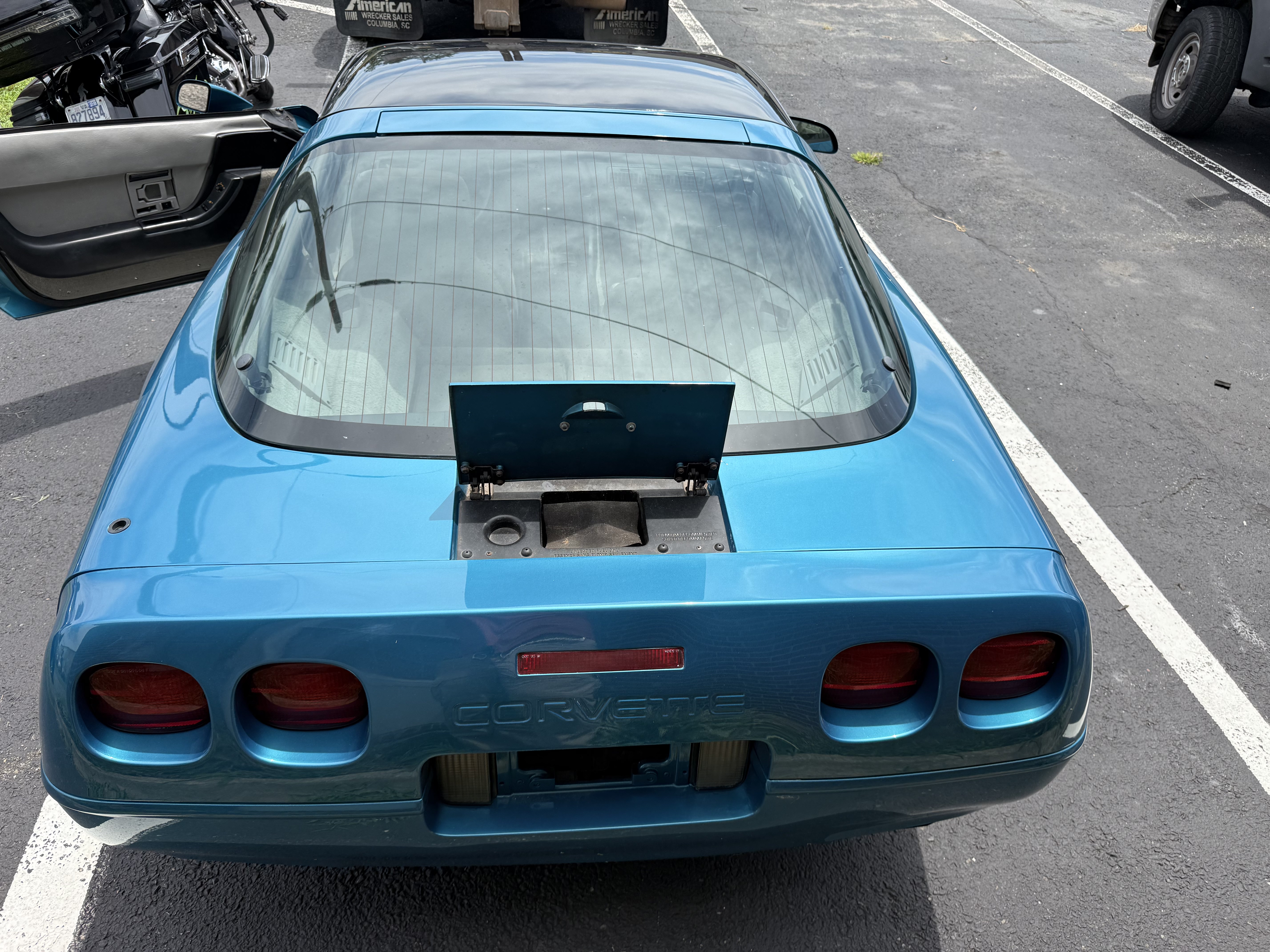 Used 1992 Chevrolet Corvette Coupe RWD image 14