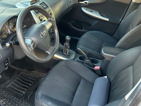 Used 2012 Toyota Corolla S image 3