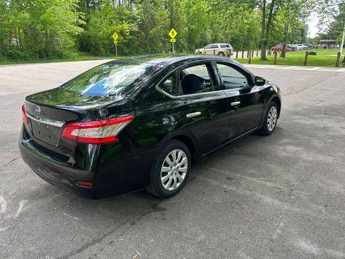 Used 2015 Nissan Sentra S FWD image 4