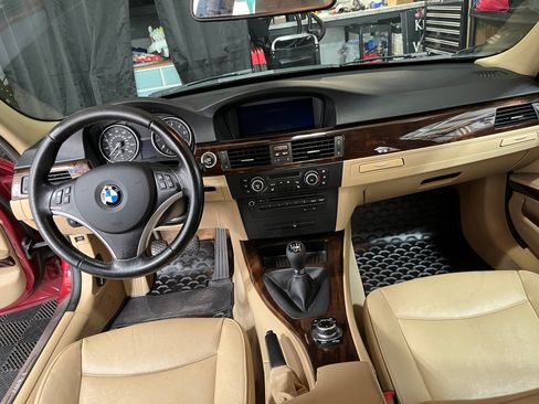 Used 2012 BMW 328i xDrive Wagon AWD/4WD image 23