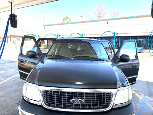 Used 2001 Ford Expedition XLT RWD image 13