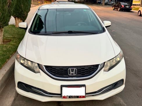 Used 2015 Honda Civic LX image 9