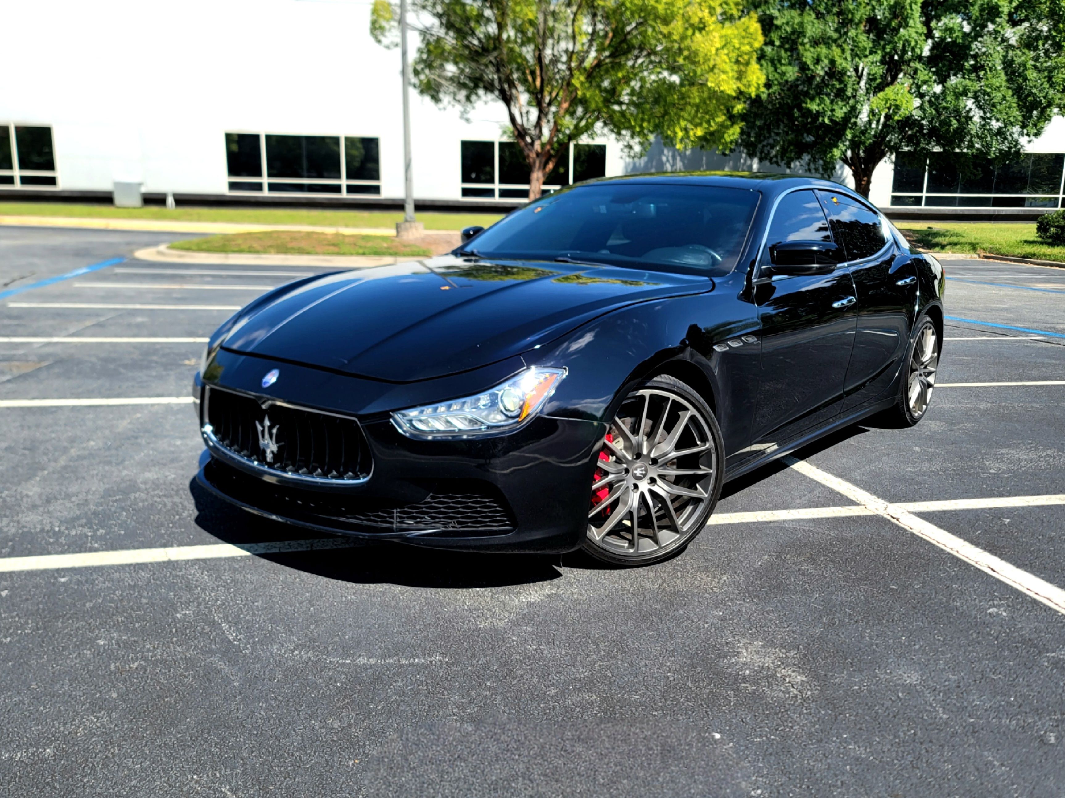 Used 2016 Maserati Ghibli S RWD image 1