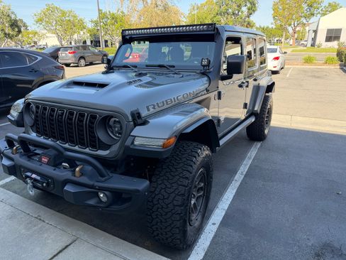 Used 2023 Jeep Wrangler Unlimited Rubicon 392 image 4