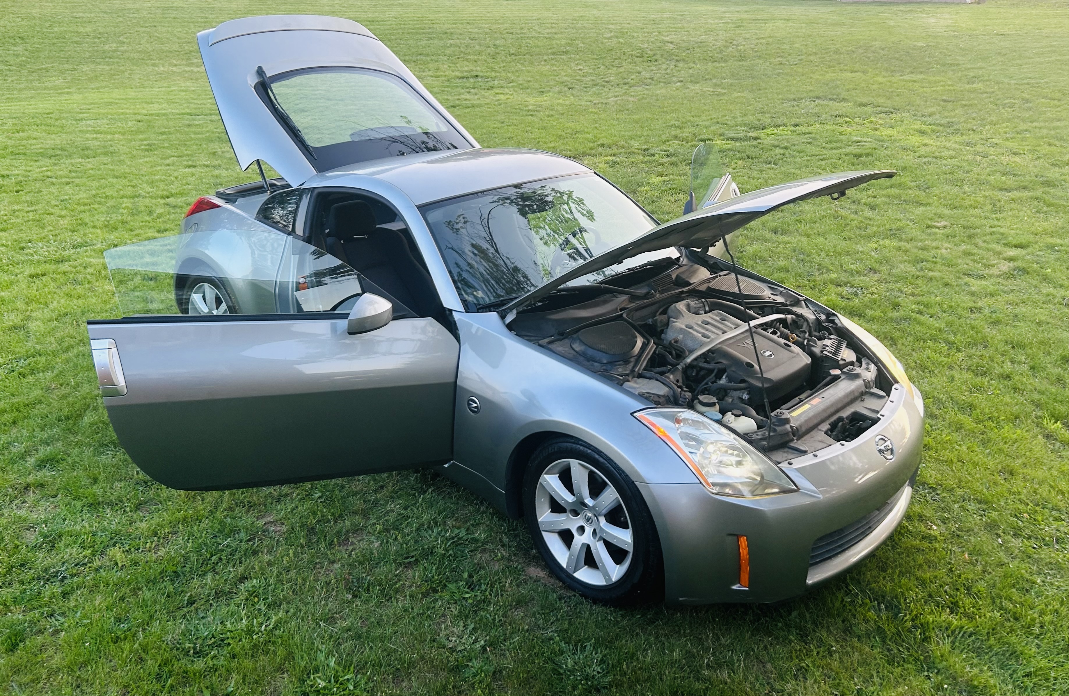 Used 2003 Nissan 350Z Enthusiast w/ Aerodynamics Pkg RWD image 16