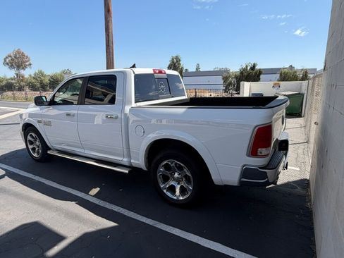 Used 2017 RAM 1500 Laramie RWD image 5