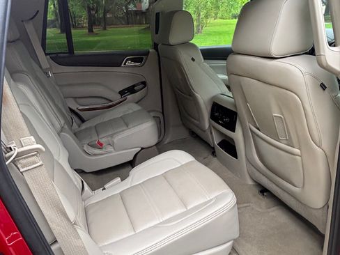Used 2015 GMC Yukon Denali w/ Premium Package image 14