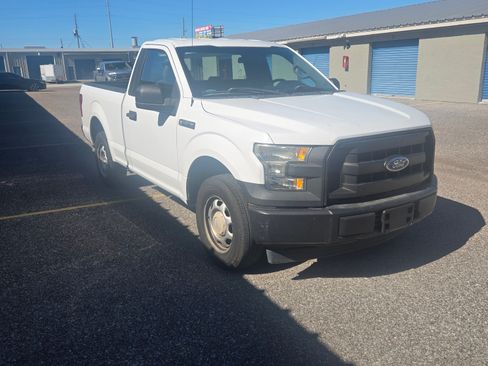 Used 2017 Ford F150 XL image 2