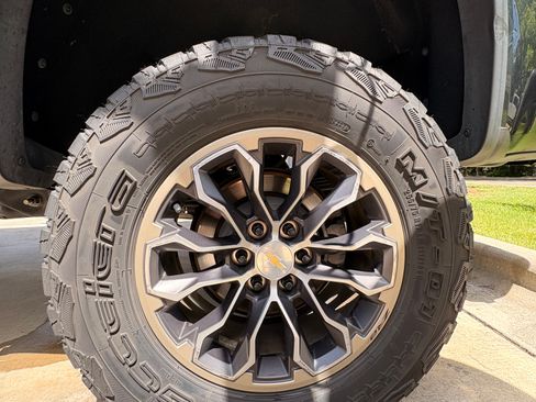 Used 2017 Chevrolet Colorado ZR2 AWD/4WD image 13