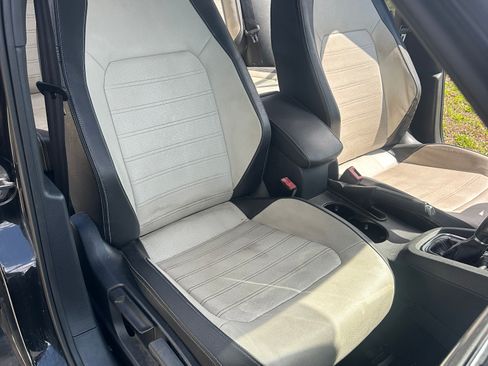 Used 2016 Volkswagen Jetta Sport w/ Lighting Package image 25