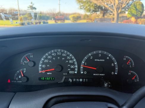 Used 2002 Ford F150 Short Bed 4D image 18