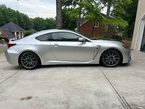 Used 2015 Lexus RC F w/ Premium Package RWD image 5