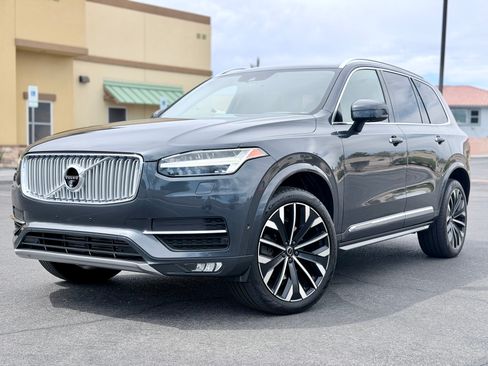 Used 2016 Volvo XC90 T6 Inscription w/ Vision Package AWD/4WD image 2