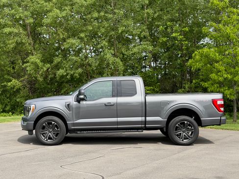 Used 2021 Ford F150 Lariat w/ Equipment Group 502A High AWD/4WD image 2