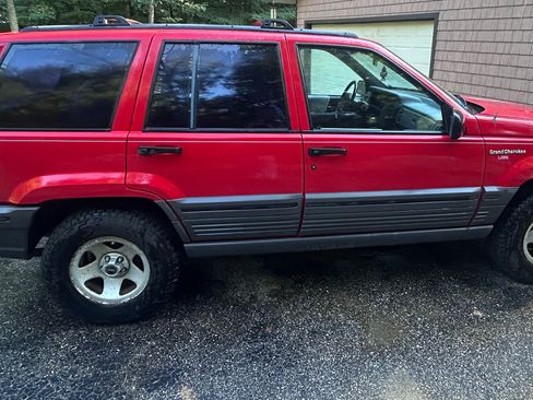 Used 1993 Jeep Grand Cherokee Laredo AWD/4WD image 2