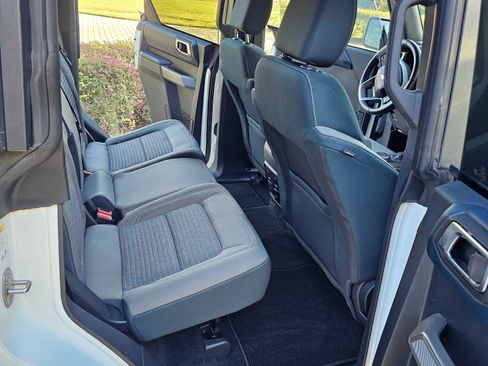 Used 2023 Ford Bronco Outer Banks image 10