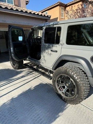 Used 2023 Jeep Wrangler Unlimited Sport w/ Sun And Sound Package AWD/4WD image 6