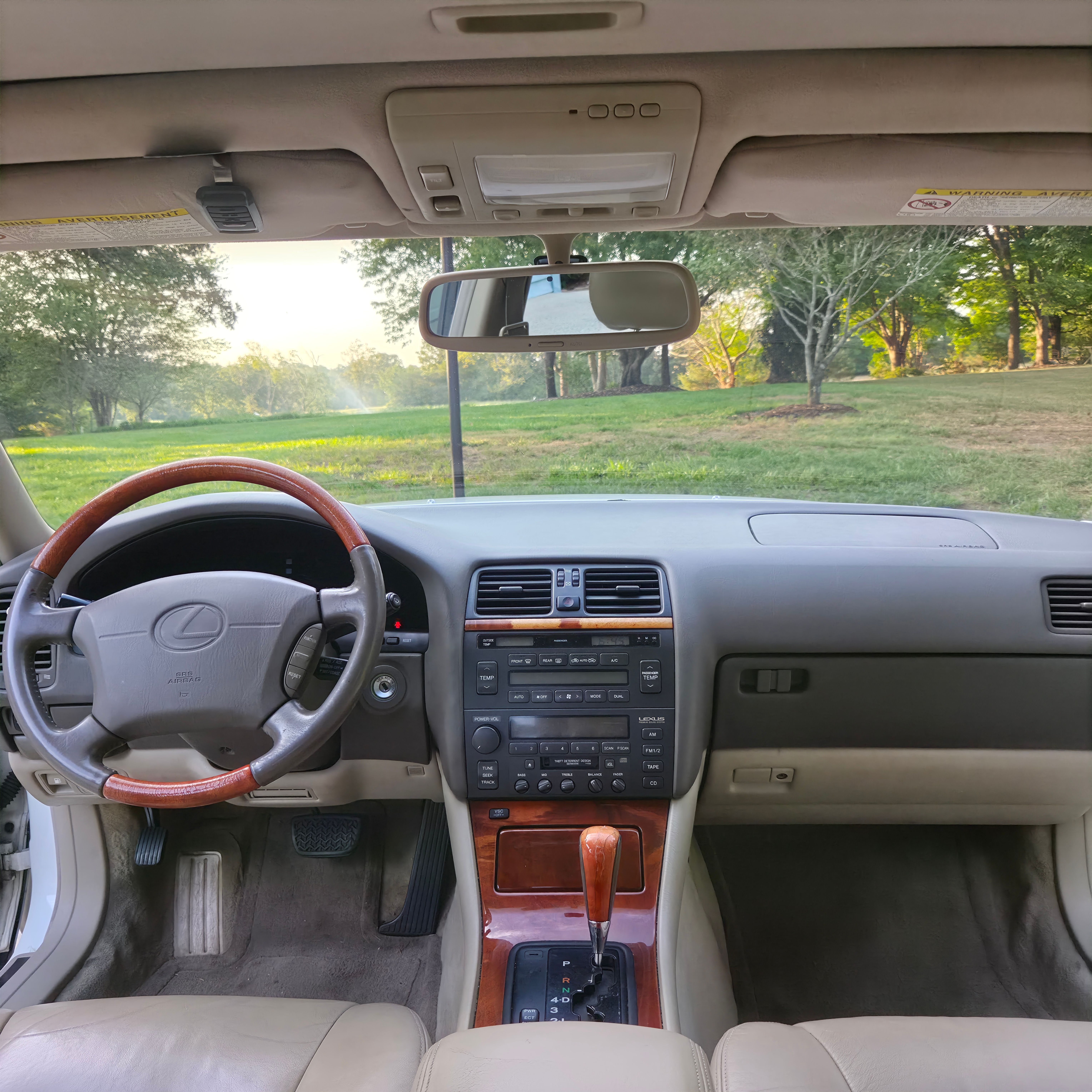 Used 1998 Lexus LS 400 RWD image 21