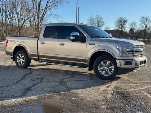 Used 2018 Ford F150 Lariat w/ Equipment Group 502A Luxury image 4