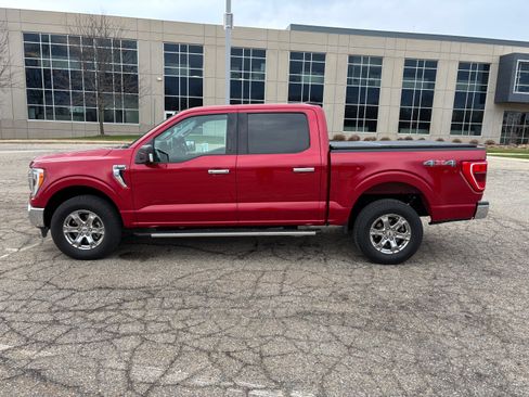 Used 2022 Ford F150 XLT w/ Equipment Group 302A High AWD/4WD image 17