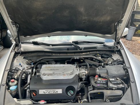 Used 2009 Honda Accord EX-L image 12