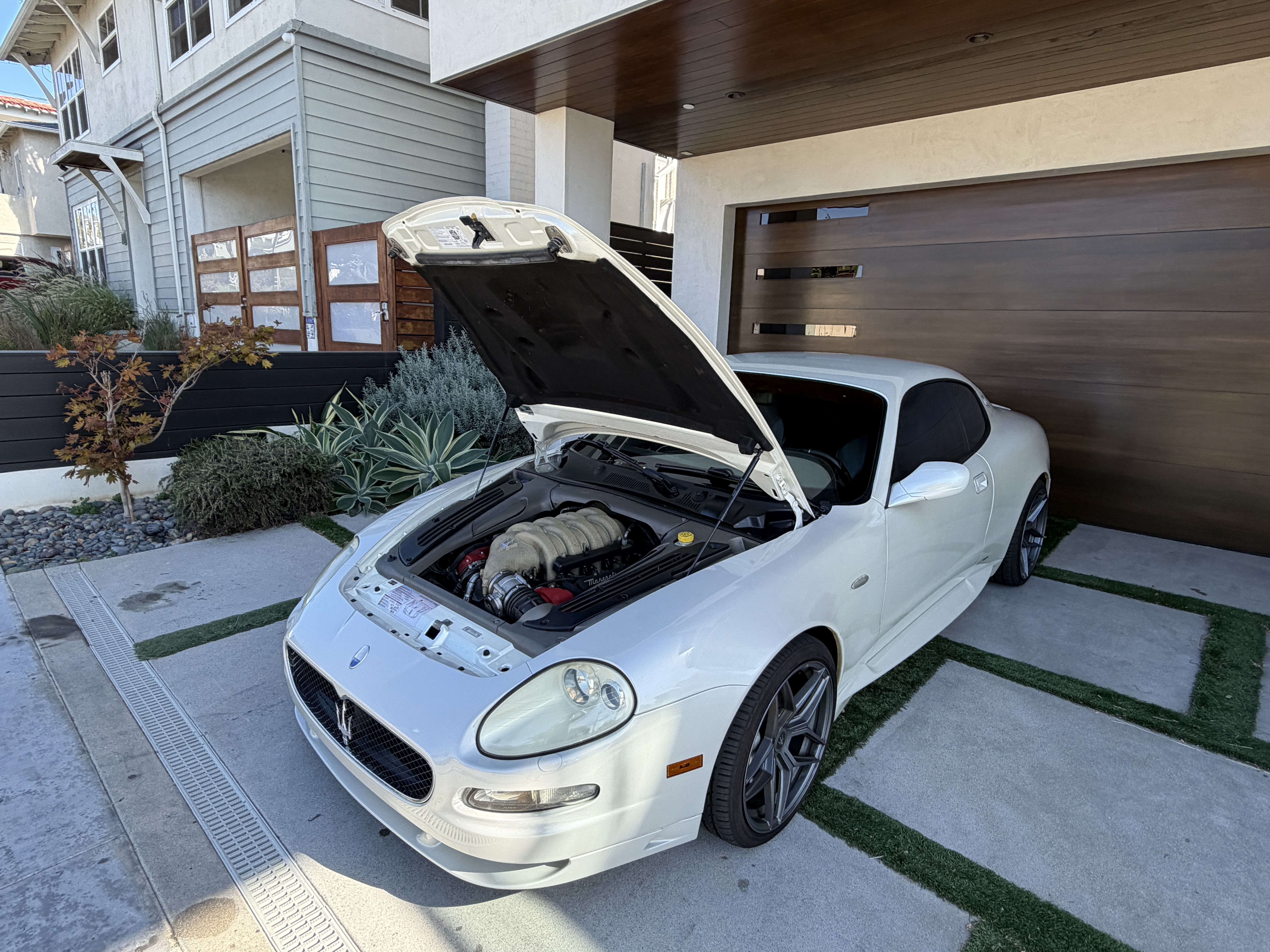 Used 2005 Maserati GranSport Coupe RWD image 21