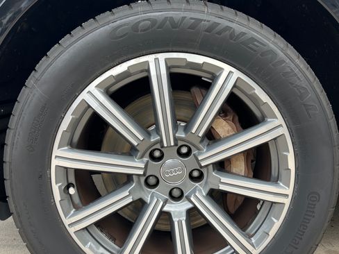 Used 2017 Audi Q7 3.0T Premium Plus image 26