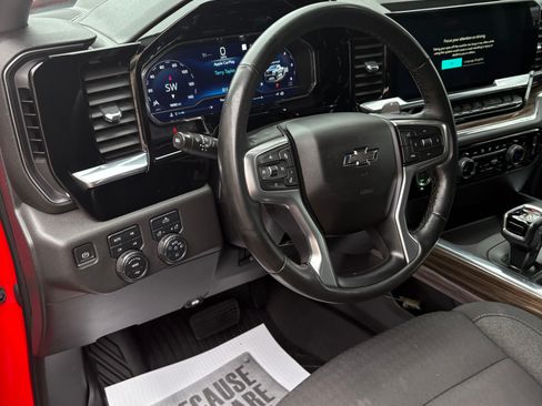 Used 2023 Chevrolet Silverado 1500 LT Trail Boss w/ Protection Package image 4