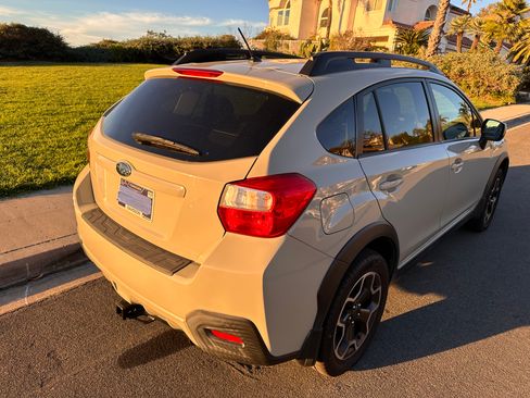 Used 2014 Subaru Crosstrek 2.0i Premium image 10