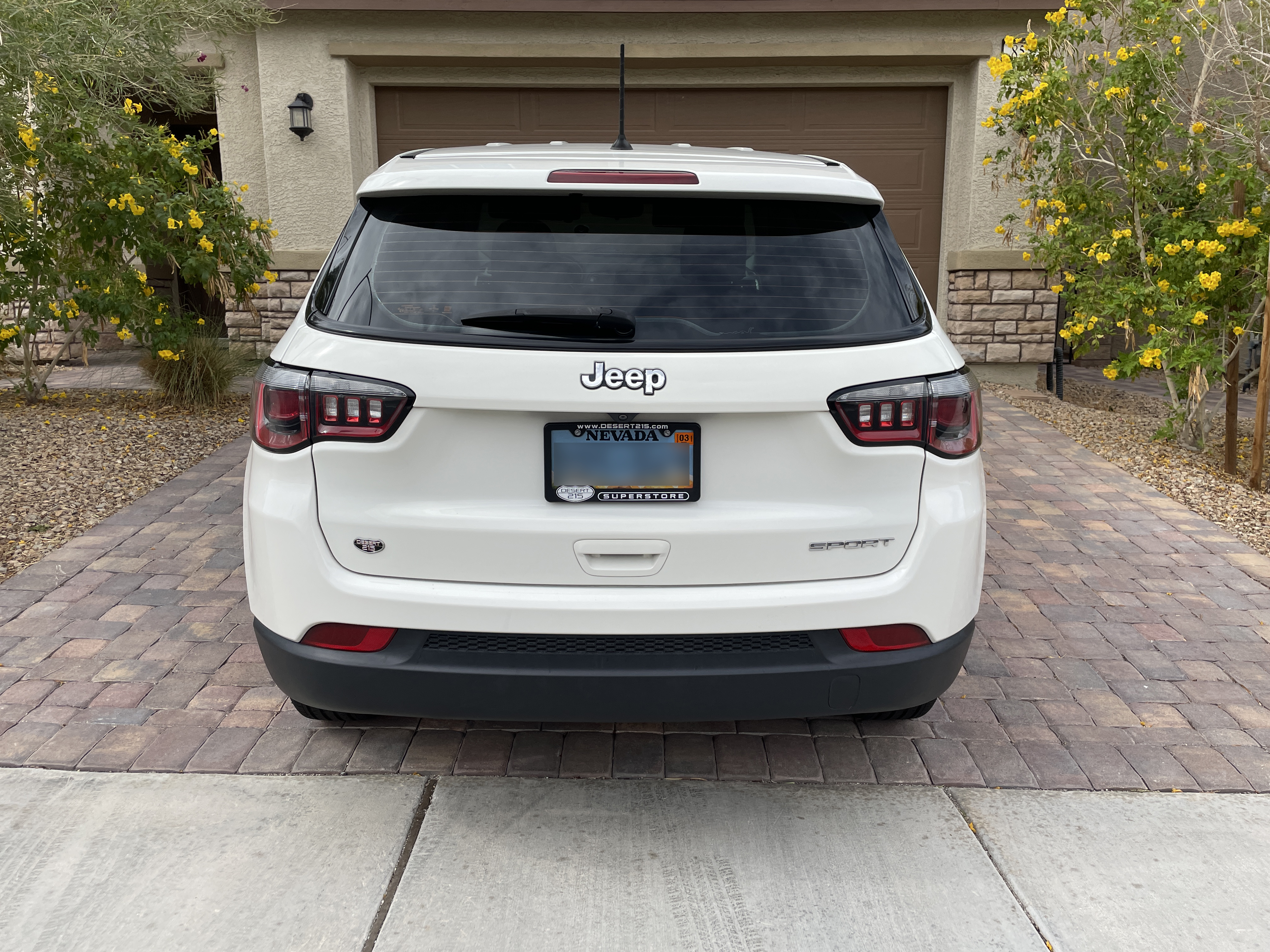 Used 2018 Jeep Compass Sport FWD image 6