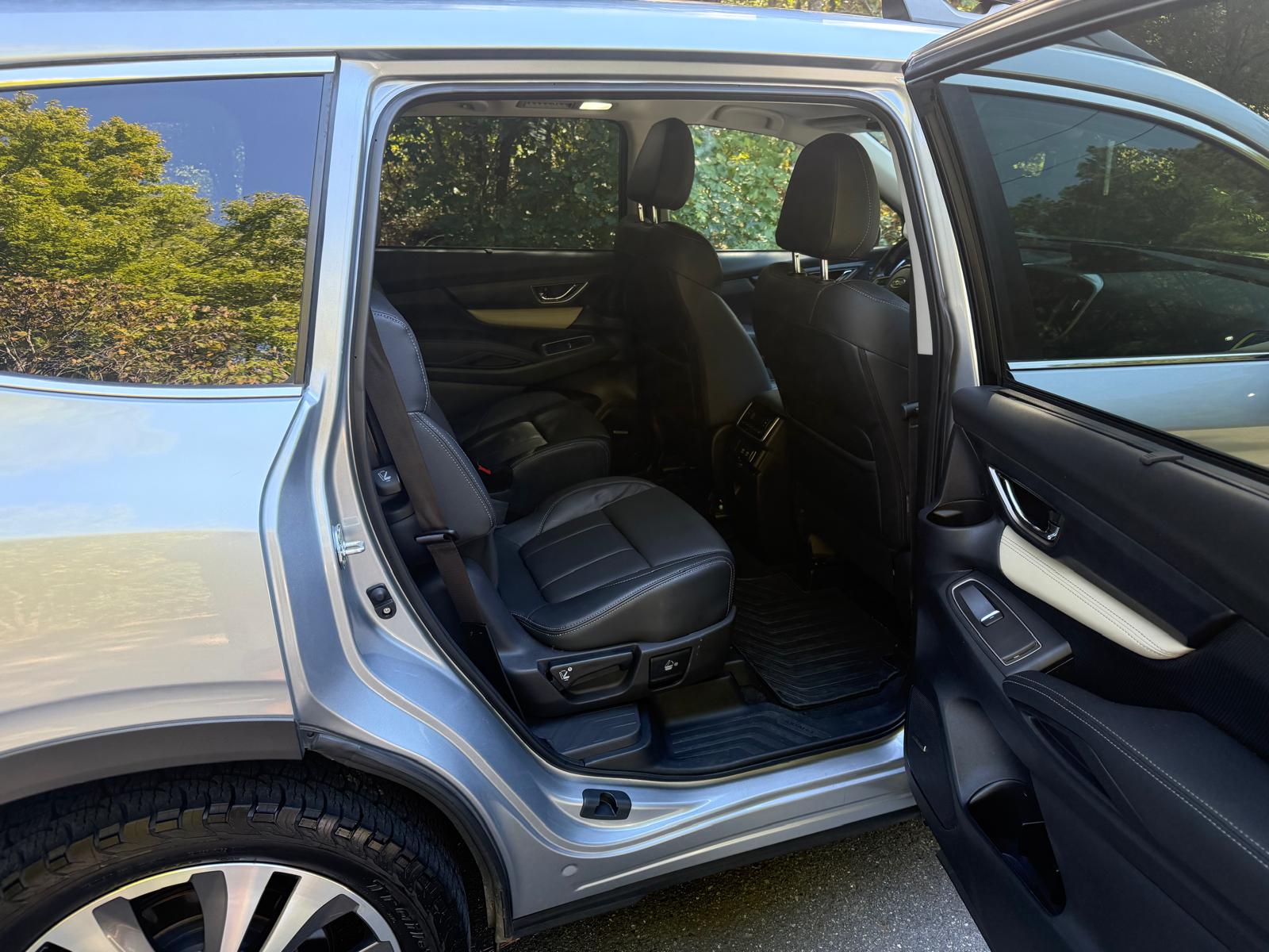 Used 2022 Subaru Ascent Limited AWD/4WD image 15