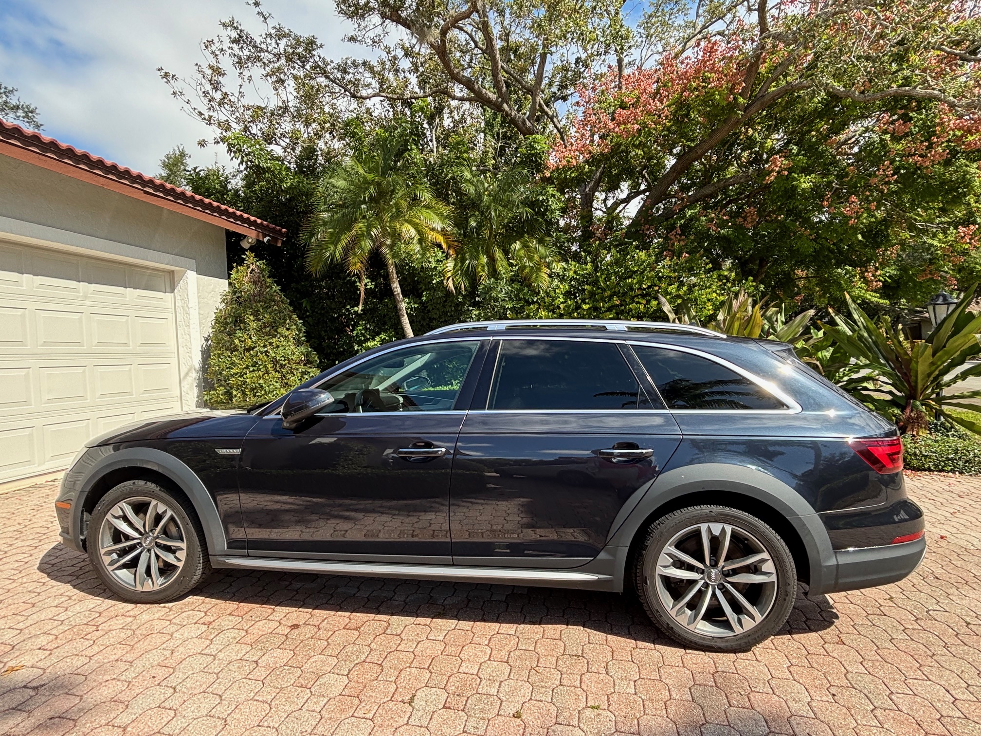 Used 2018 Audi A4 2.0T allroad Premium Plus w/ Premium Plus Package AWD/4WD image 5