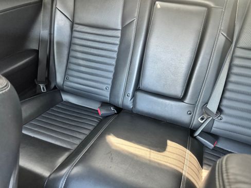 Used 2013 Dodge Challenger R/T image 24